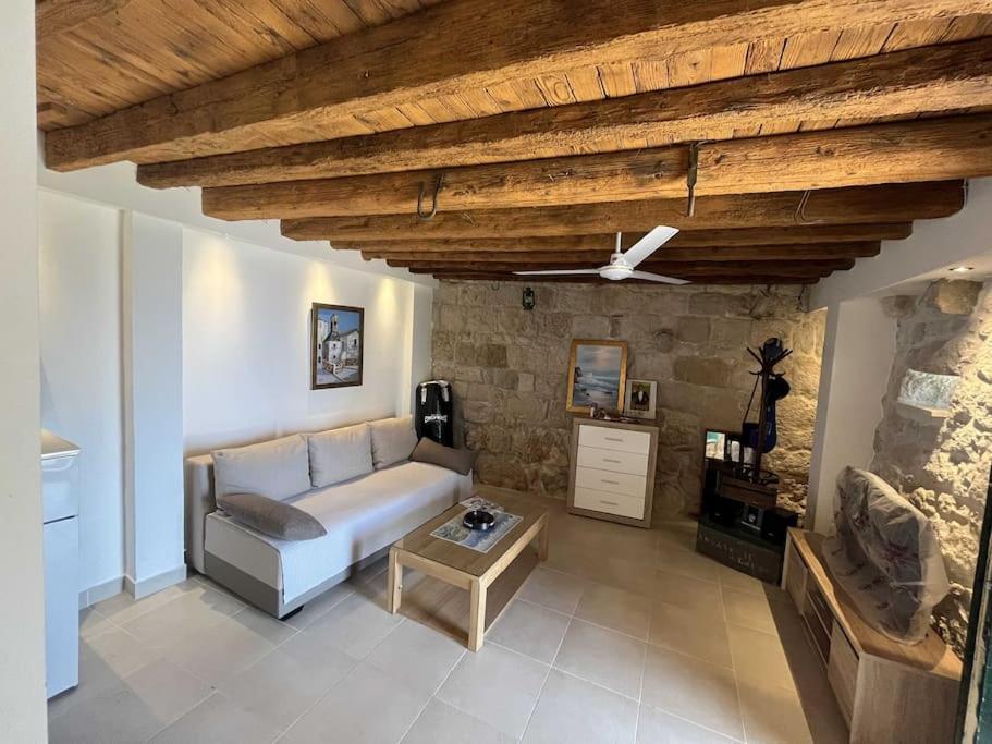 Holiday Home Aria Подгора Экстерьер фото